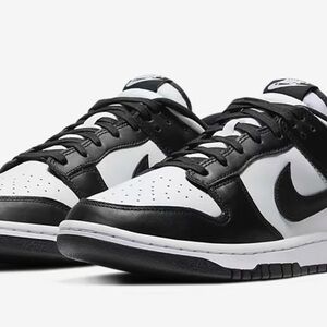 Nike Men's Classic Black and White Sneakers